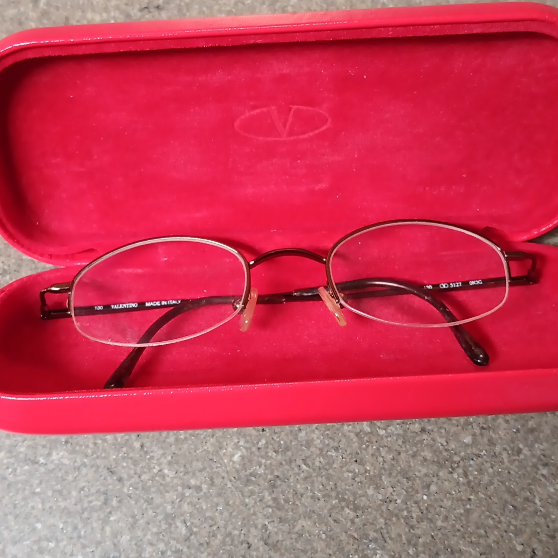 Valentino Frames And Case